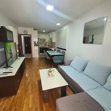 アパート Diana Znjan