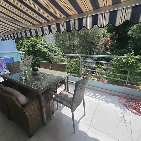 Diana Znjan アパート *